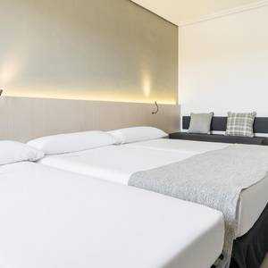 Premium-doppelzimmer + zusatzbett (2 + 1) Hotel ILUNION Las Lomas Mérida