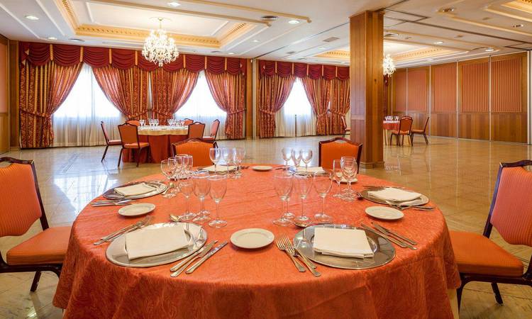 Salon Emérita Hotel Ilunion Las Lomas Mérida Salon Emérita Hotel Ilunion Las Lomas Mérida